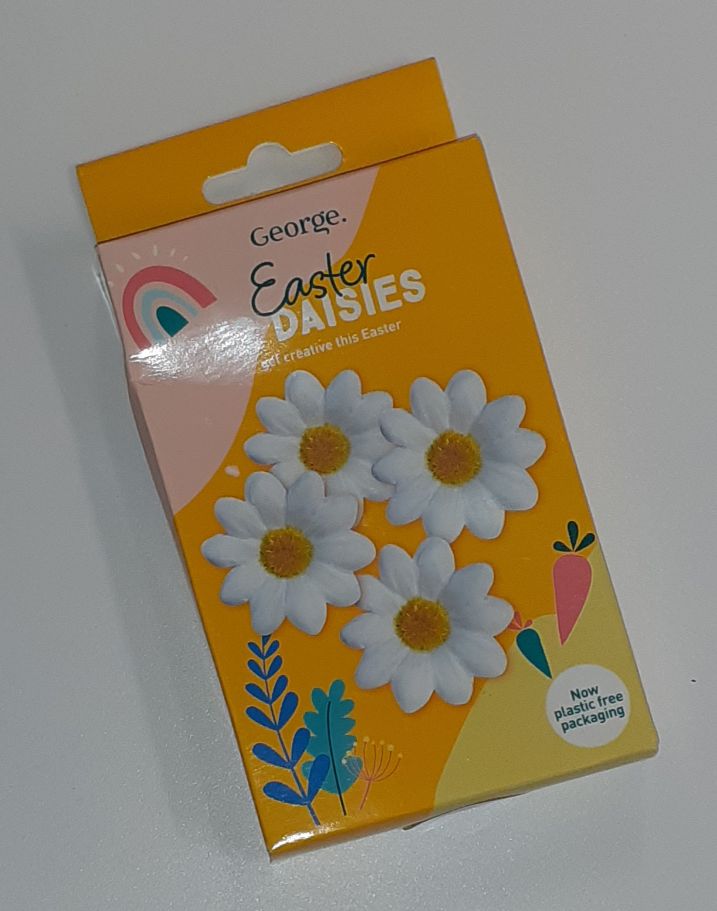 George Easter 12 Pack of Decorative Daisies RRP 1 CLEARANCE XL 59p or 2 for 1