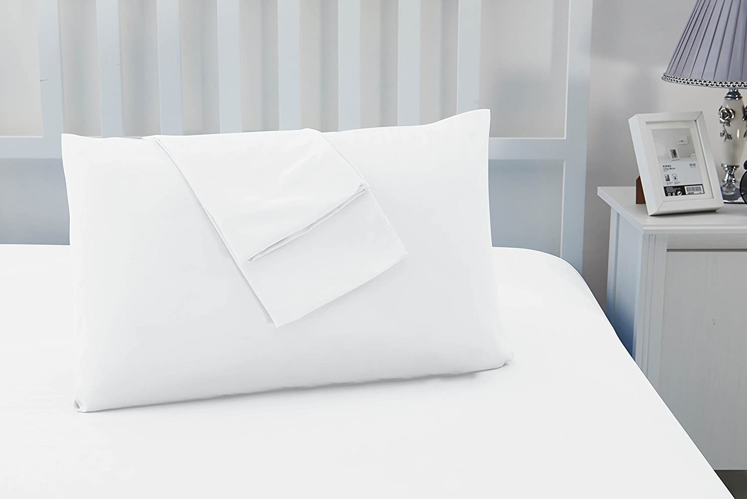 Sonia Moer White Luxury Microfibre Pillowcases RRP 5.99 CLEARANCE XL 4.99
